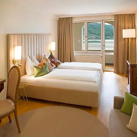 Restaurant Haeupl 4*