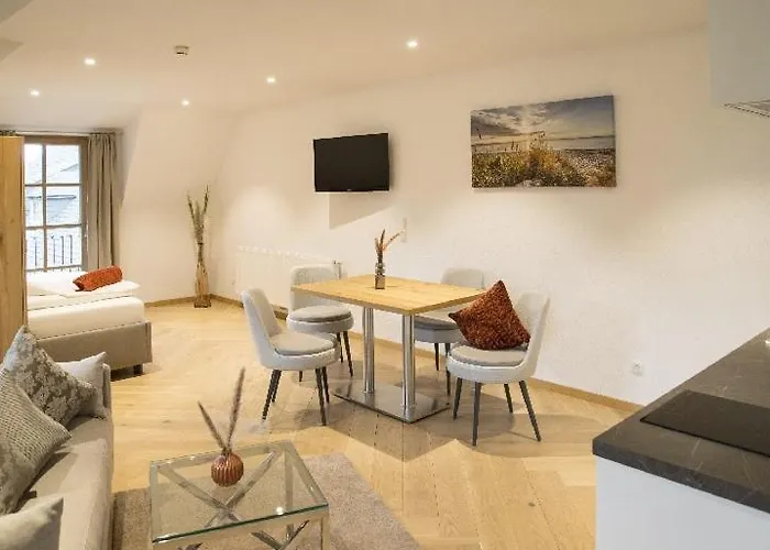 Restaurant Haeupl Ξενοδοχείο 4*