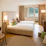 Restaurant Haeupl ホテル 4*