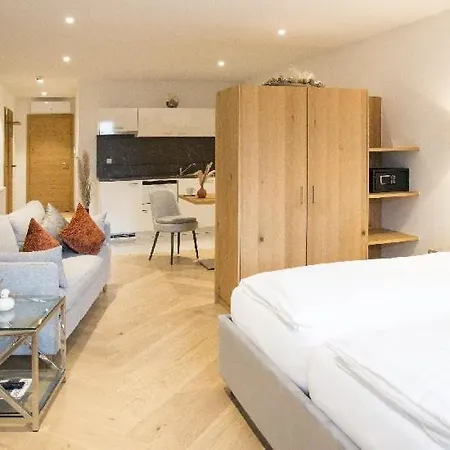 Hotel Restaurant Haeupl 4*